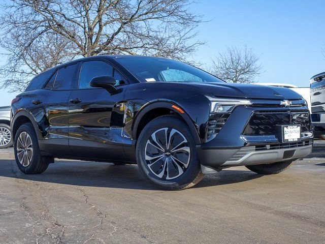 New 2026 Chevrolet Blazer EV LT AWD/4WD image 2