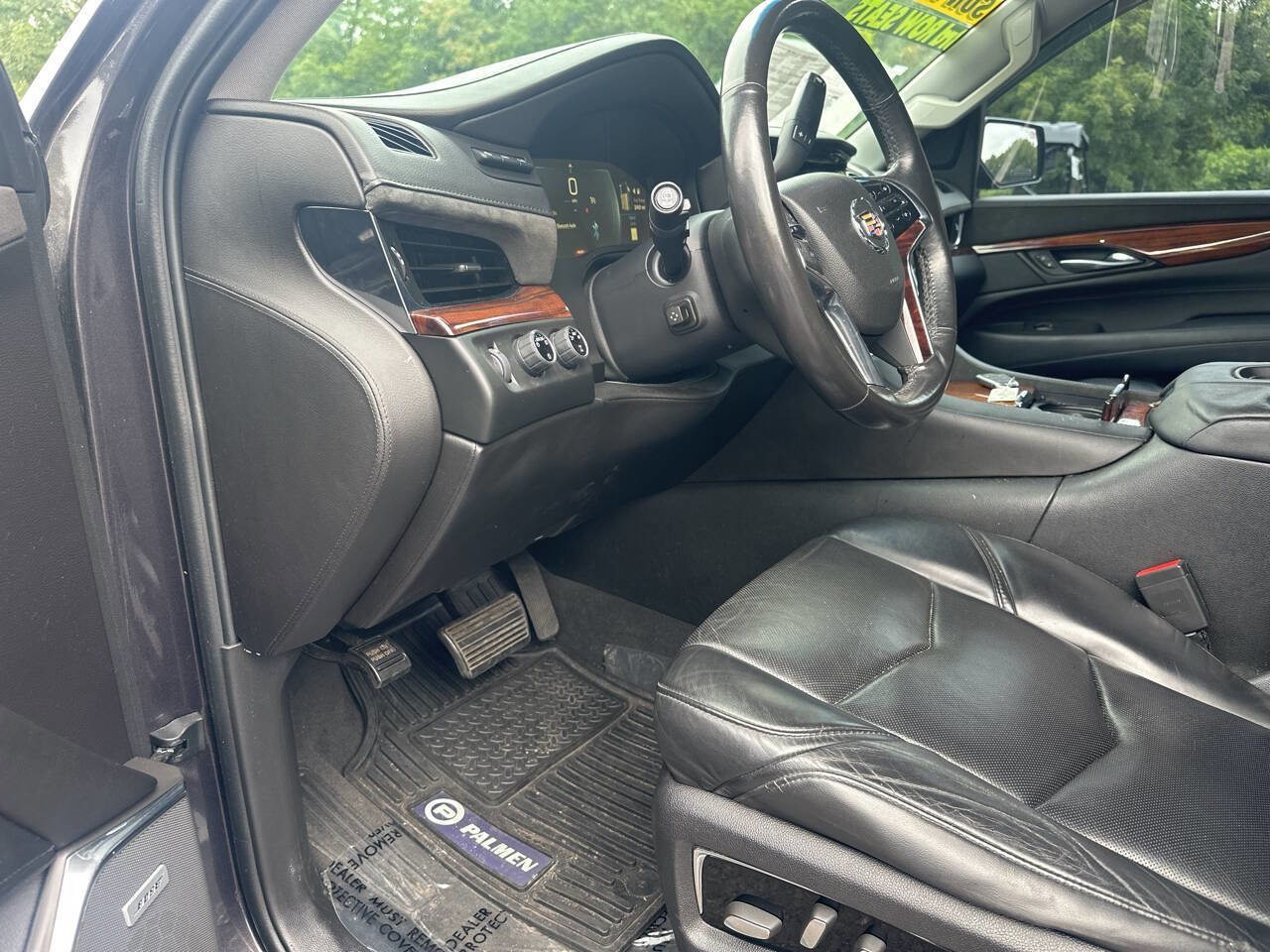 Used 2015 Cadillac Escalade ESV Luxury image 19