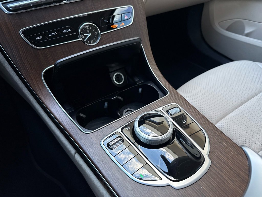 Used 2021 Mercedes-Benz C 300 Sedan image 23