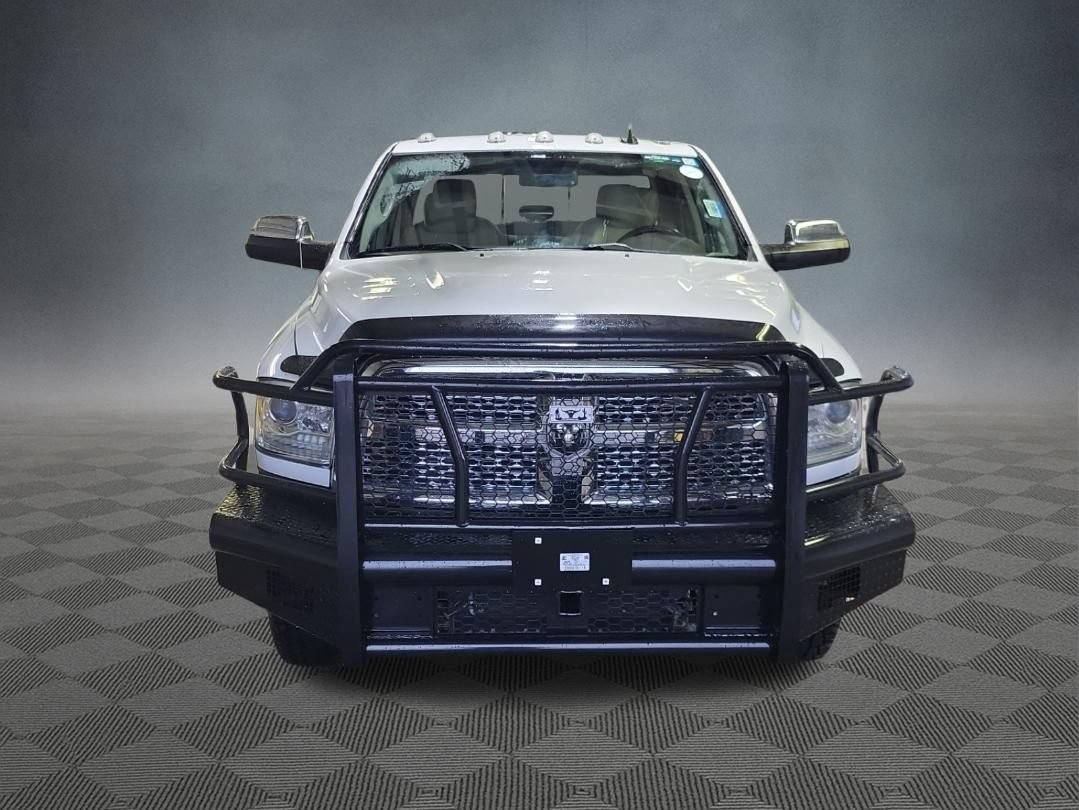 Used 2013 RAM 3500 Laramie AWD/4WD image 2