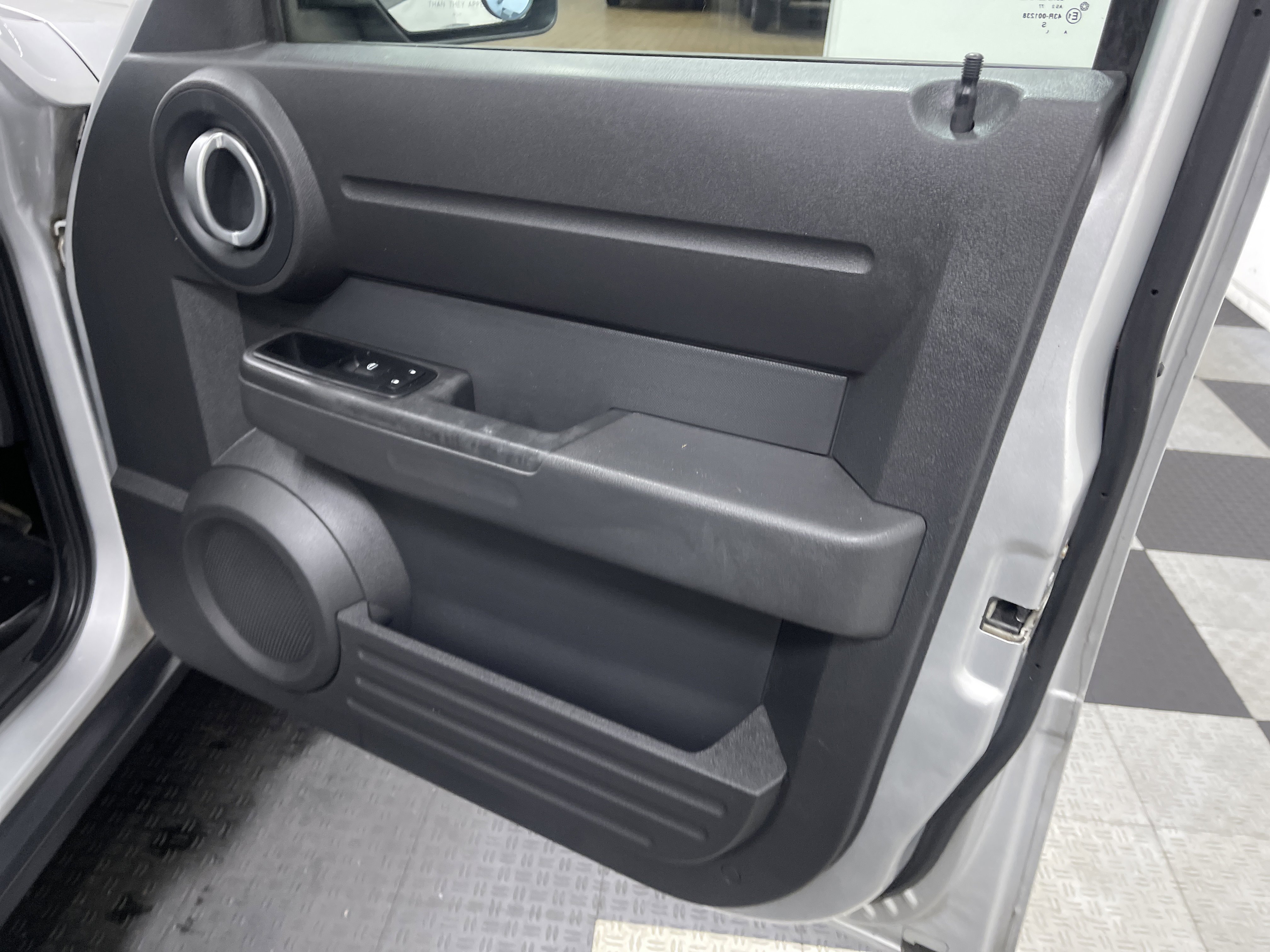 Used 2008 Dodge Nitro SXT AWD/4WD image 23