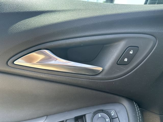 Used 2024 Buick Encore GX Preferred AWD/4WD image 50