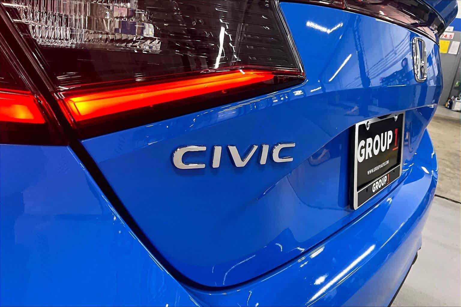 Used 2025 Honda Civic Sport image 31