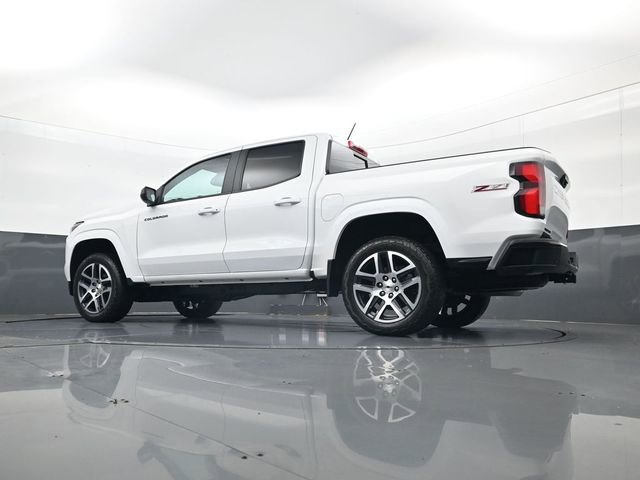 Used 2024 Chevrolet Colorado Z71 w/ Z71 Convenience Package 2 AWD/4WD image 27