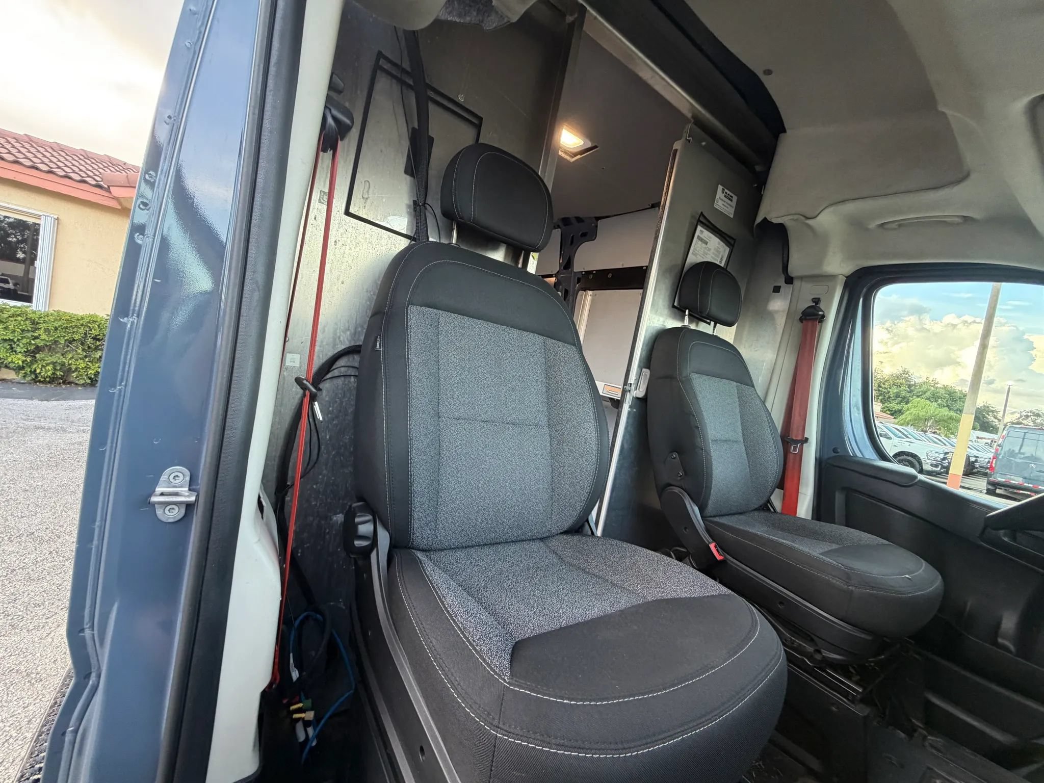 Used 2021 RAM ProMaster 3500 159 High Roof Extended FWD image 16