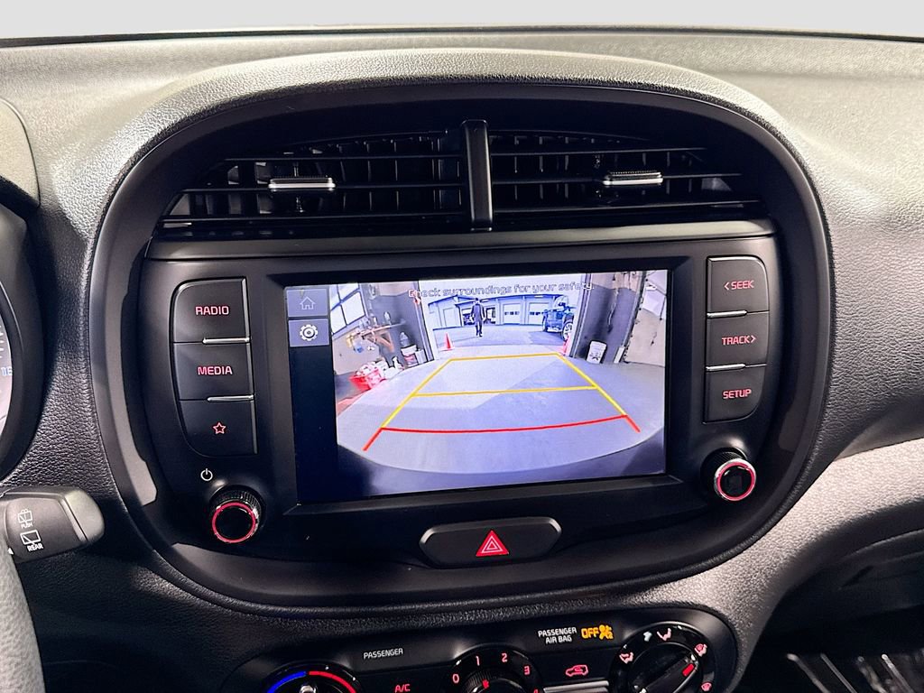 Used 2022 Kia Soul LX w/ Technology Package image 22