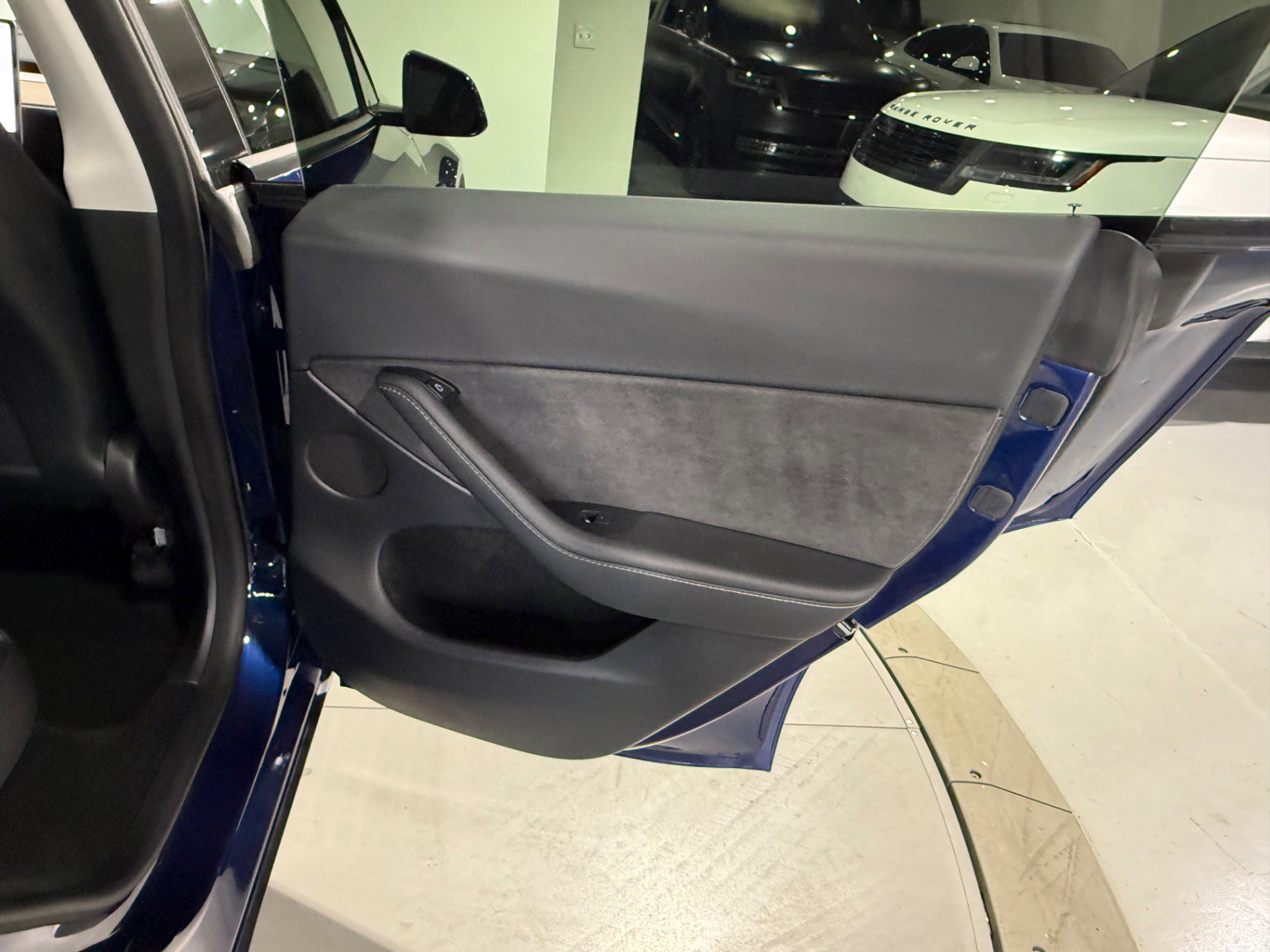 Used 2023 Tesla Model Y Long Range image 45