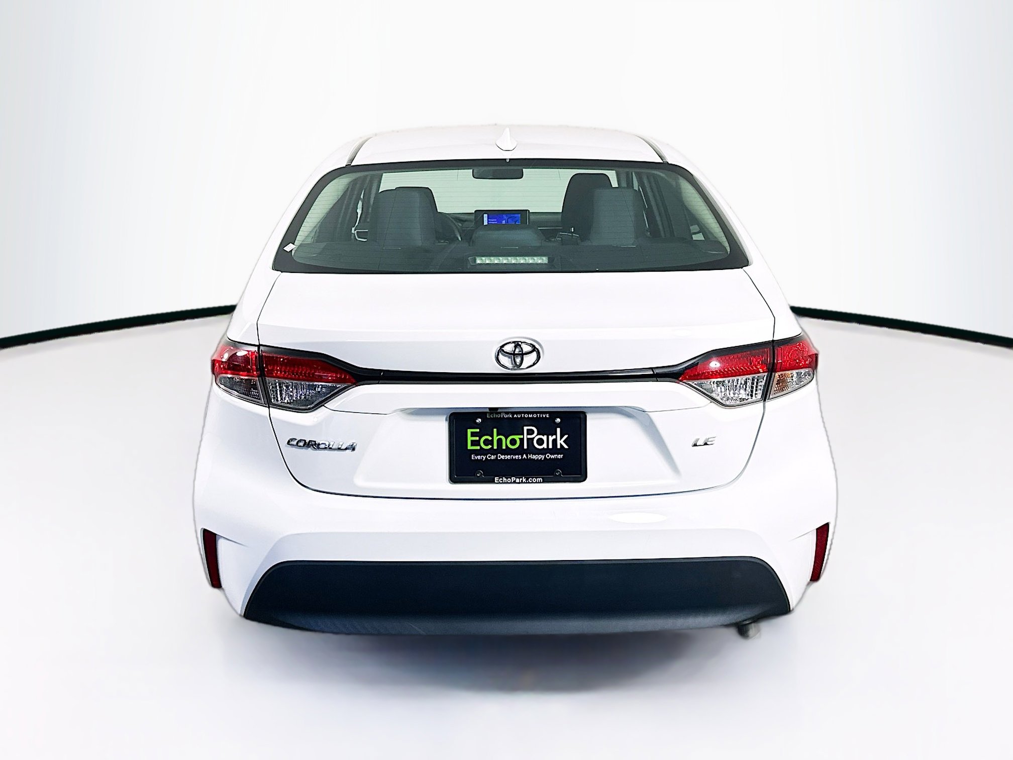 Used 2023 Toyota Corolla LE image 7