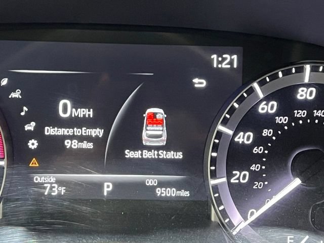 Used 2023 Toyota Highlander L AWD/4WD image 38