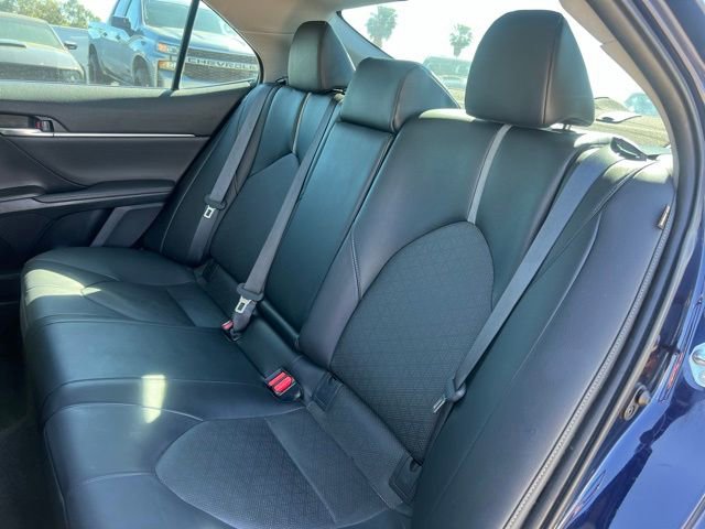 Used 2022 Toyota Camry XSE image 15