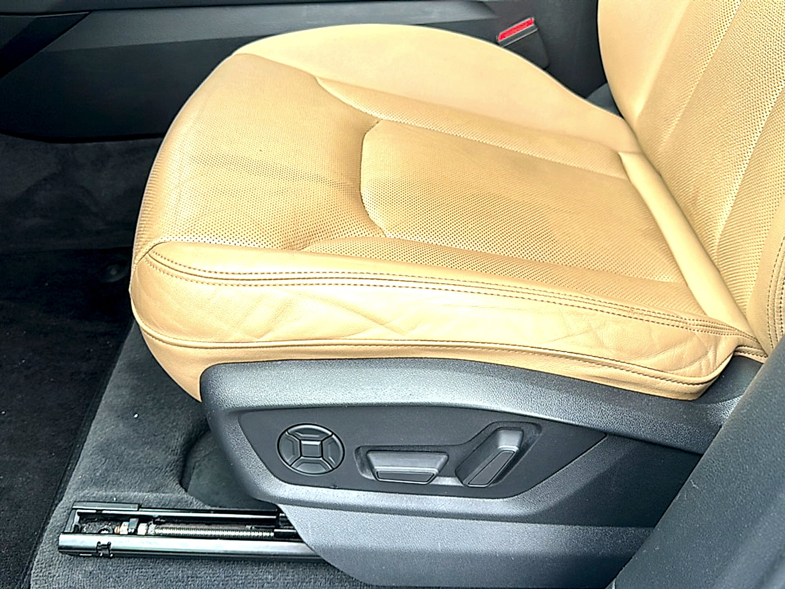 Used 2021 Audi Q7 3.0T Premium Plus w/ Executive Package image 15