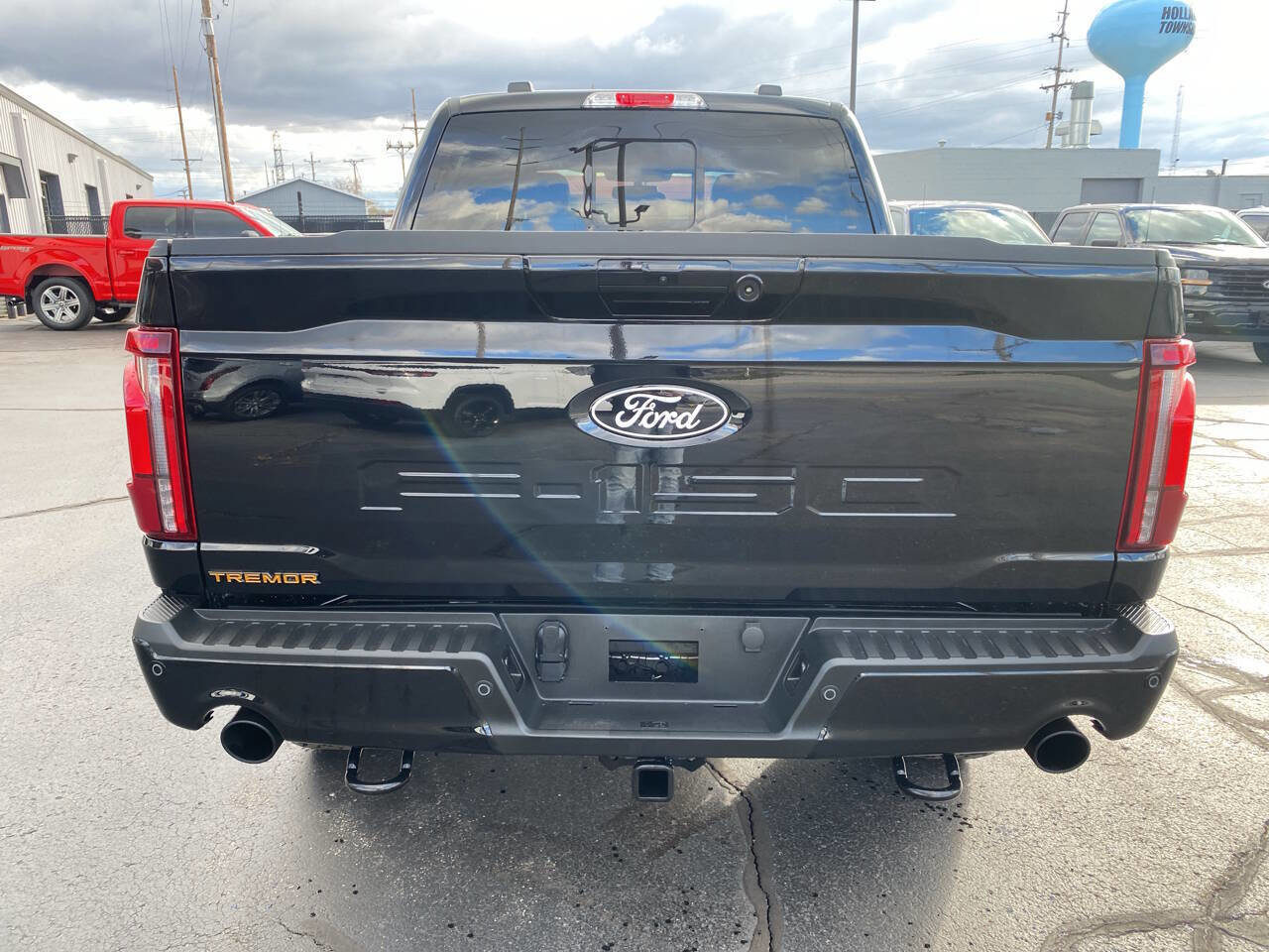 Used 2024 Ford F150 Tremor w/ Bed Utility Package image 9