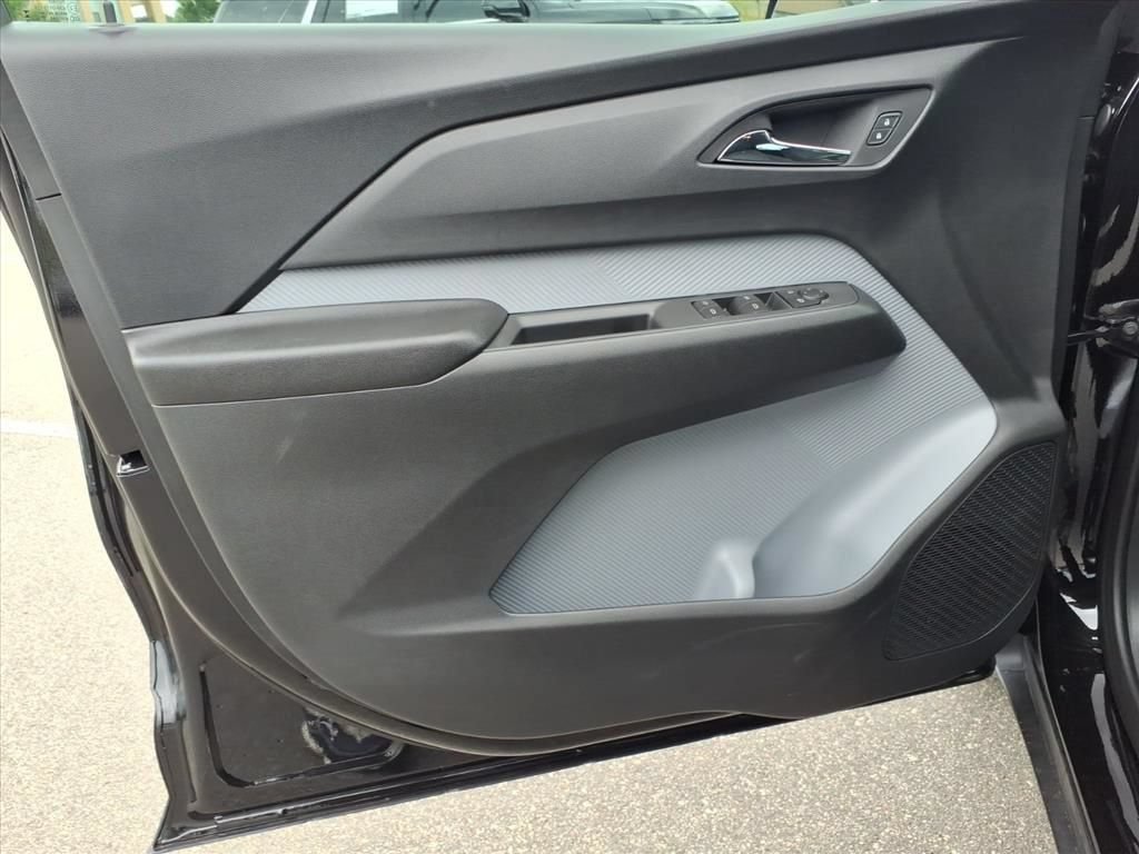 New 2027 Chevrolet Bolt LT FWD image 20