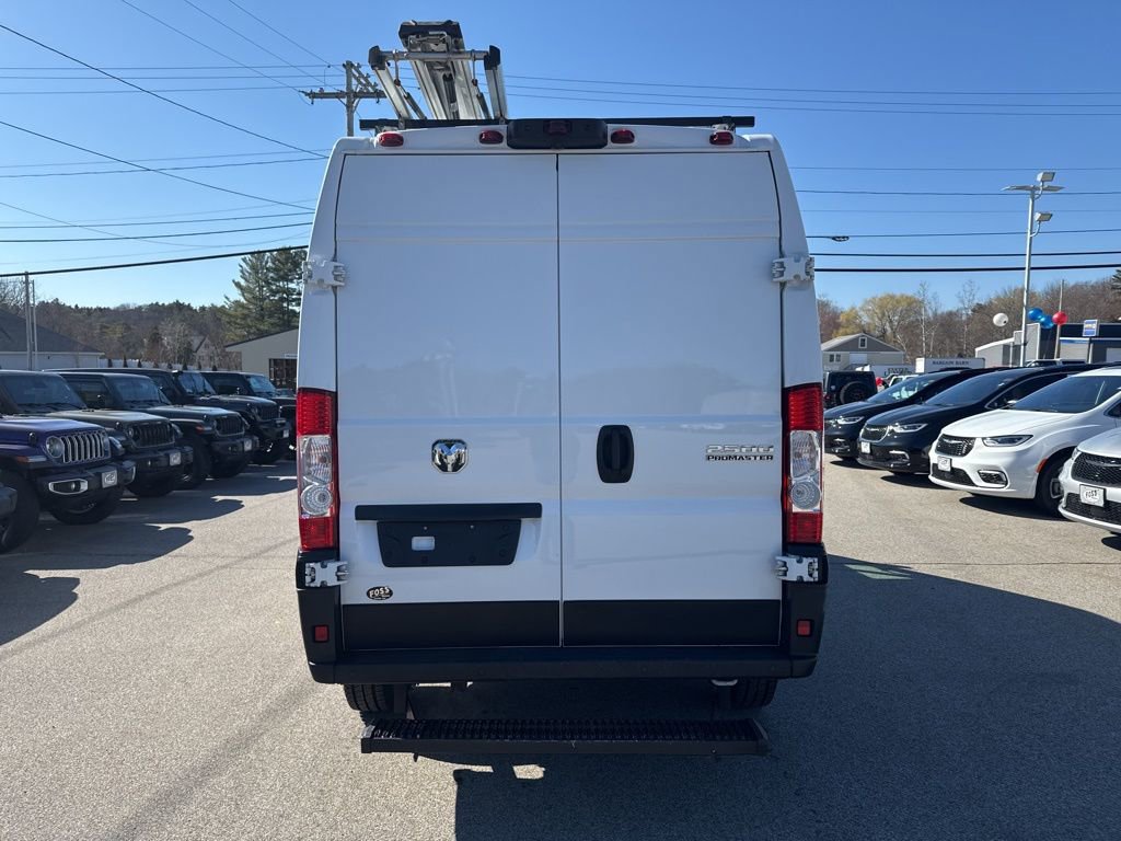 Used 2024 RAM ProMaster 2500 w/ Quick Order Package 22G SLT image 4