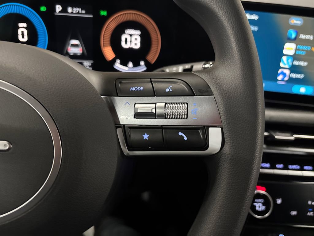 Used 2025 Hyundai Santa Cruz SEL image 25