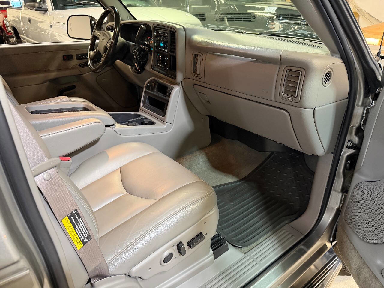 Used 2003 Chevrolet Silverado 3500 LT w/ Skid Plate Package image 39