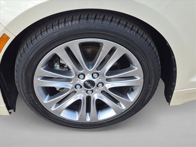 Used 2015 Lincoln MKZ Hybrid w/ Equipment Group 201A Select FWD image 22