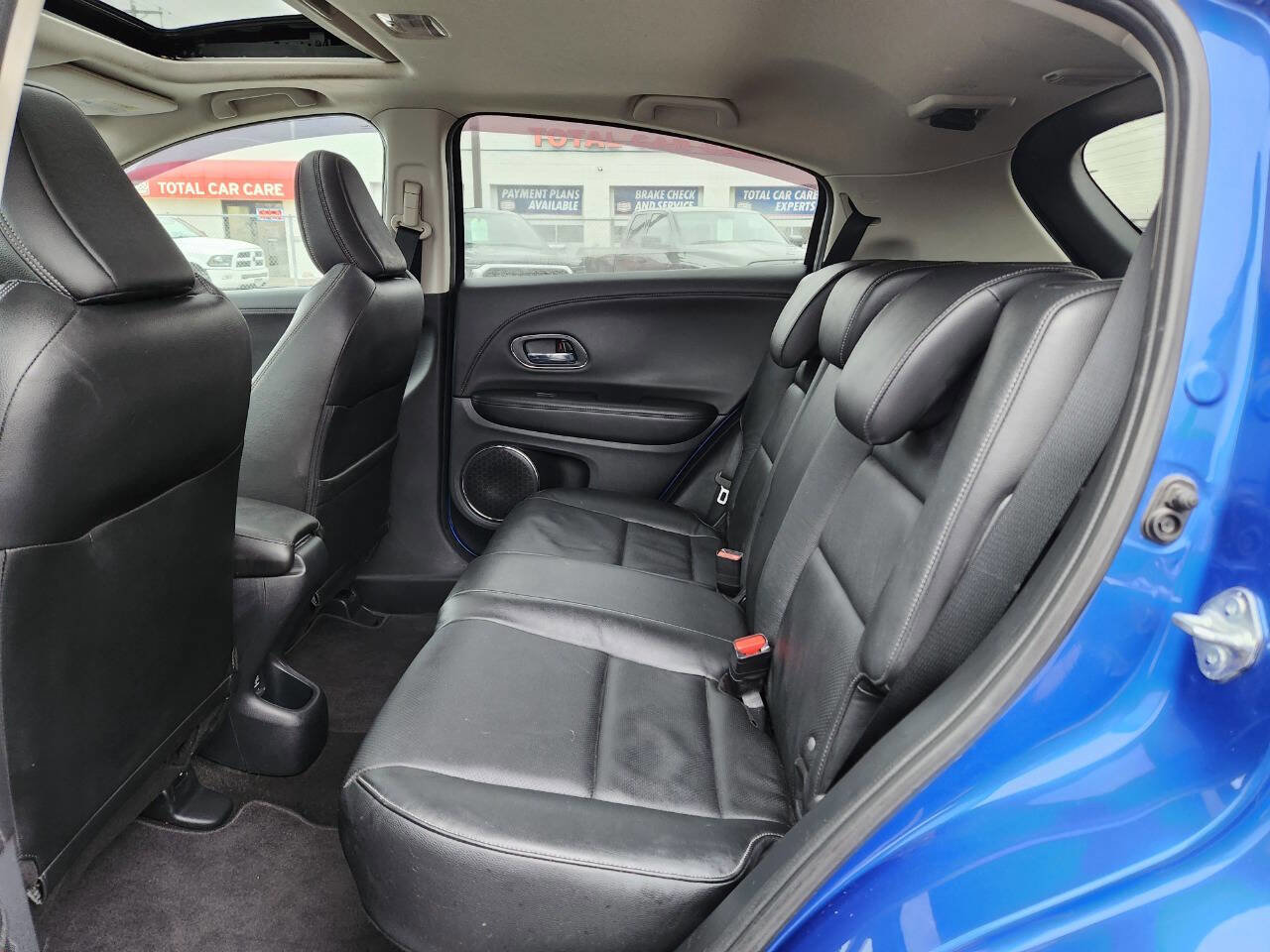 Used 2021 Honda HR-V EX-L image 12