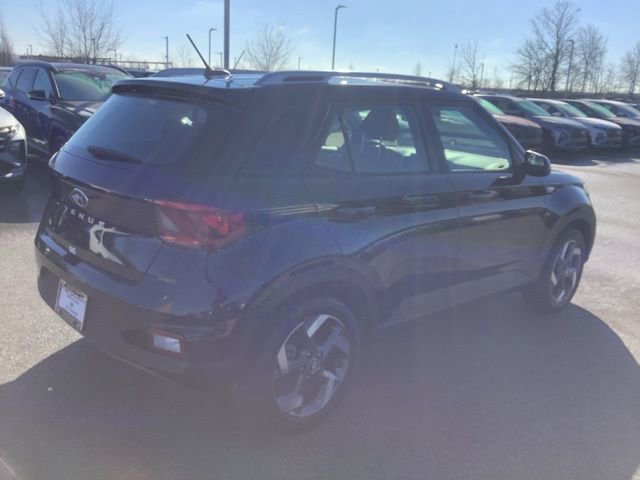 Certified 2026 Hyundai Venue SEL image 6