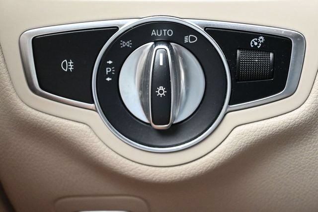 Used 2021 Mercedes-Benz C 300 4MATIC Sedan w/ Premium Package image 30