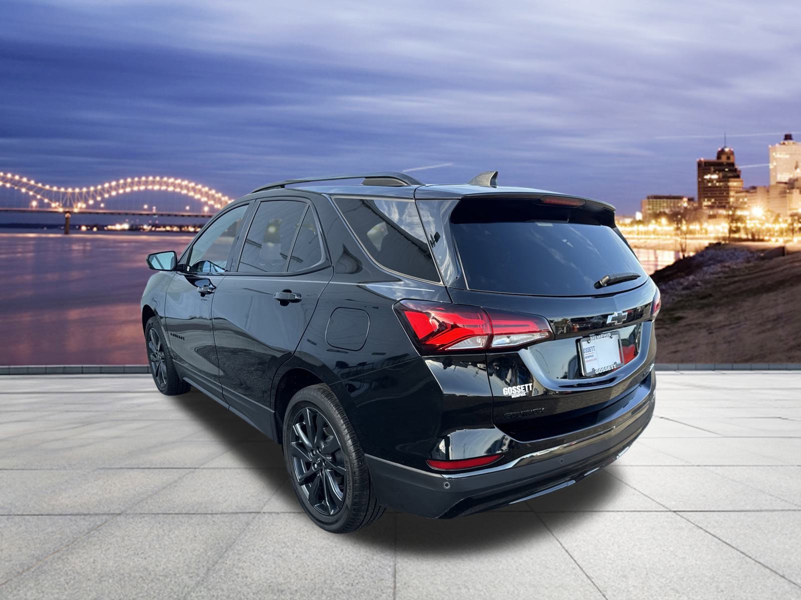 Used 2023 Chevrolet Equinox RS w/ LPO, Floor Liner Package image 3