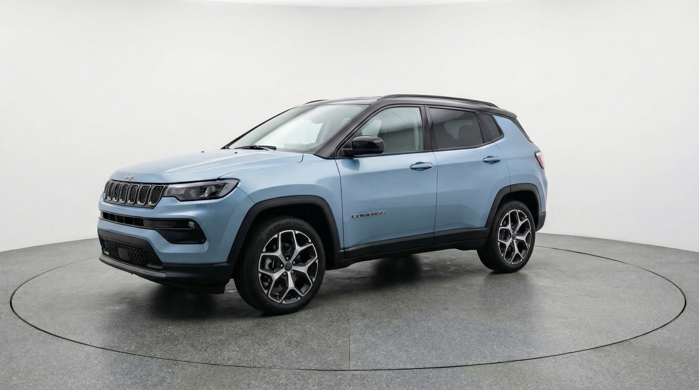 Used 2025 Jeep Compass Limited image 3