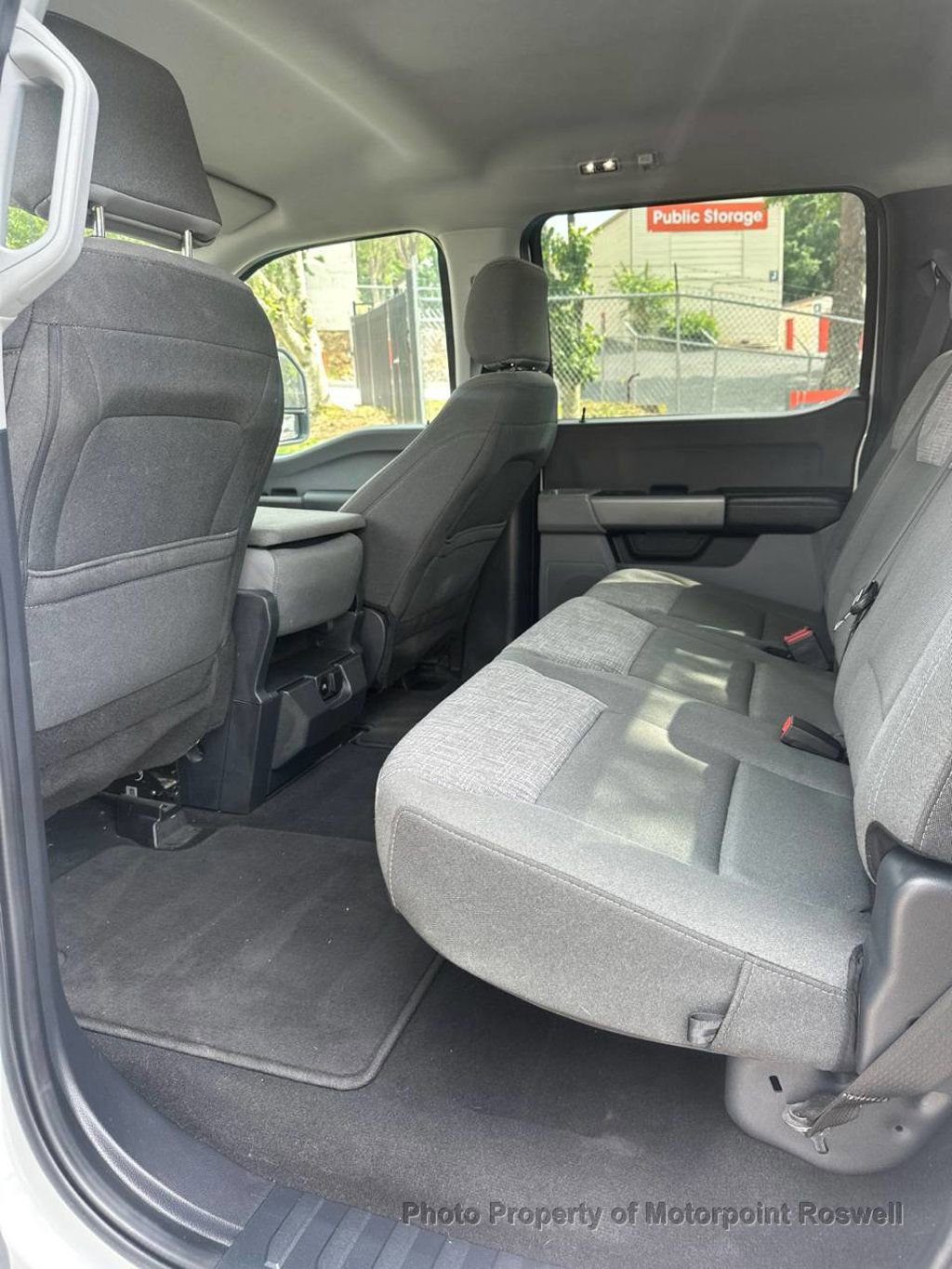 Used 2024 Ford F350 XLT image 3