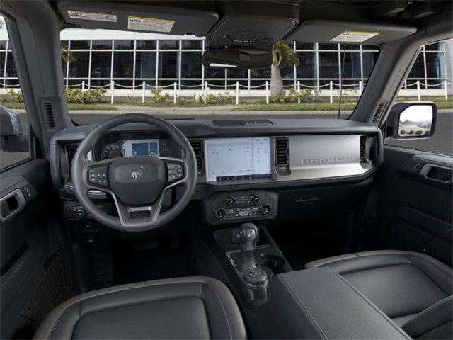 New 2025 Ford Bronco Outer Banks image 9