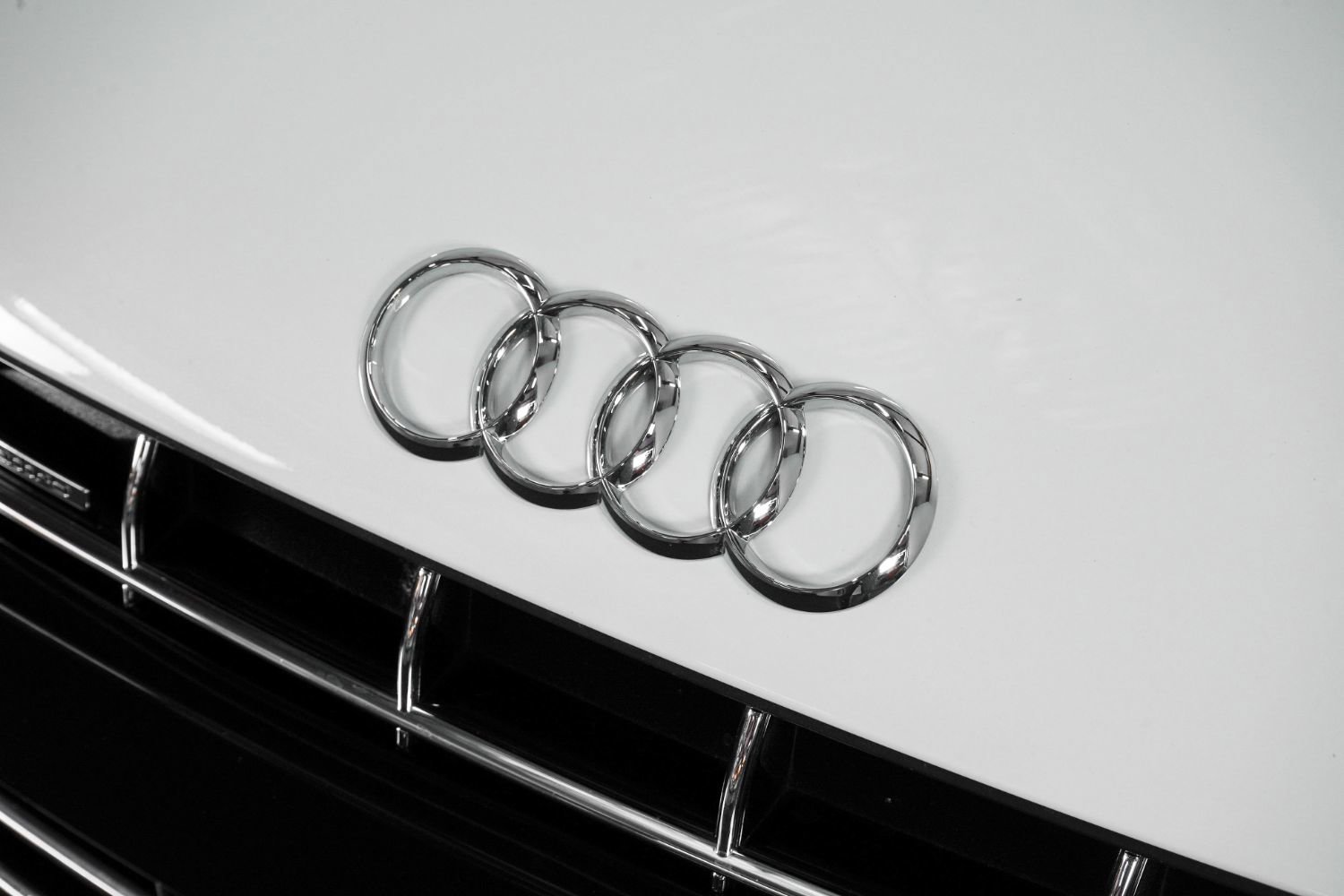 Used 2012 Audi R8 V10 image 15