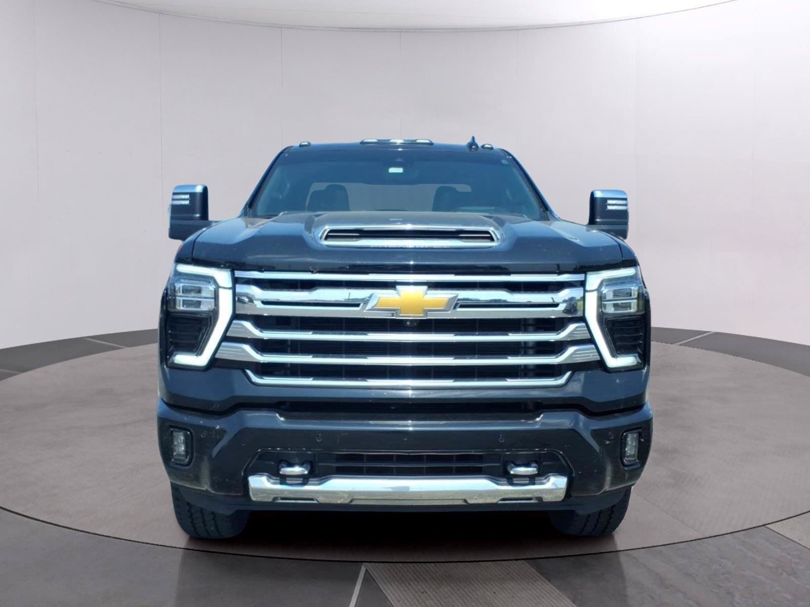 Used 2024 Chevrolet Silverado 2500 High Country w/ High Country Premium Package AWD/4WD image 10