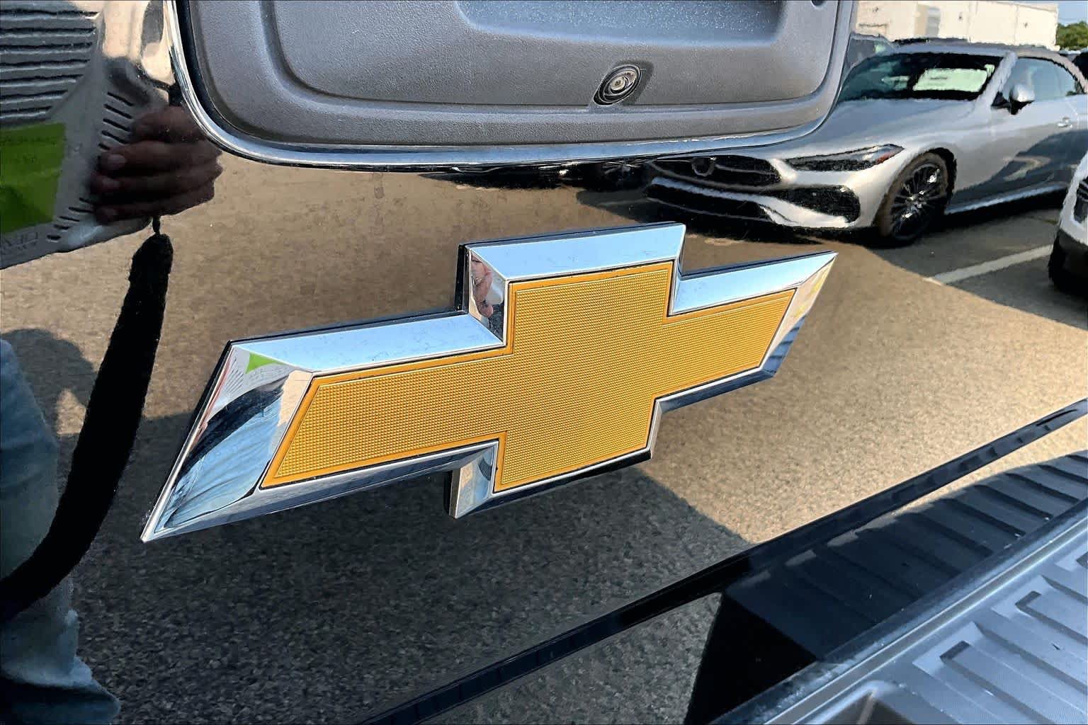 Used 2018 Chevrolet Silverado 1500 Custom w/ Trailering Package AWD/4WD image 29