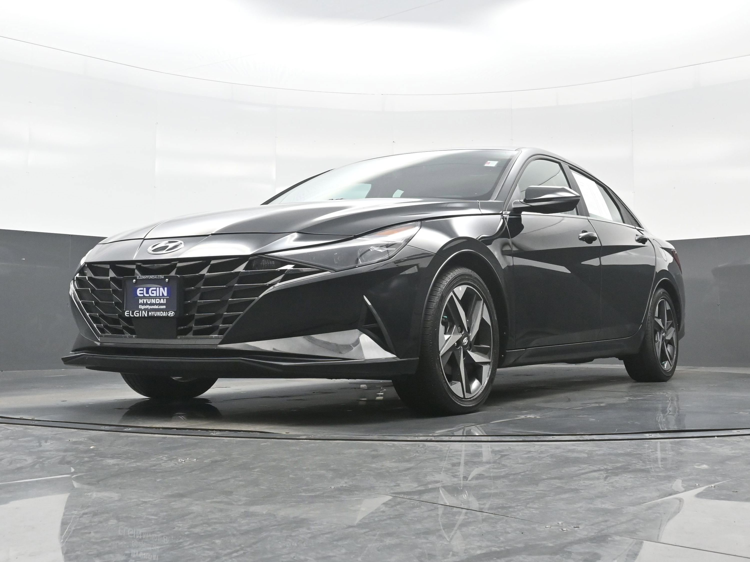 Used 2023 Hyundai Elantra Limited image 26