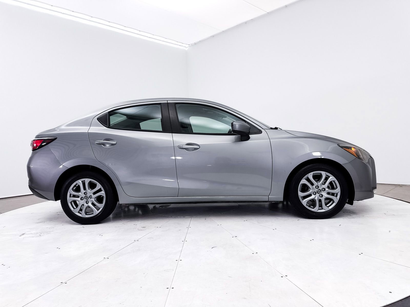 Used 2016 Scion iA image 36