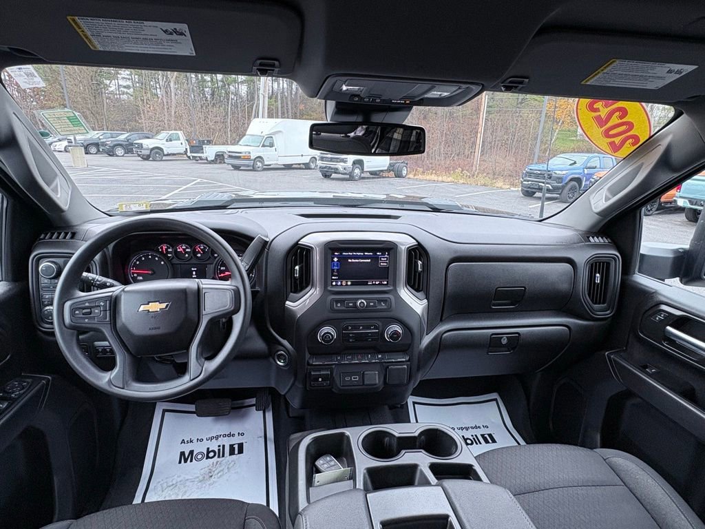 Used 2025 Chevrolet Silverado 2500 Custom w/ Custom Convenience Package image 10