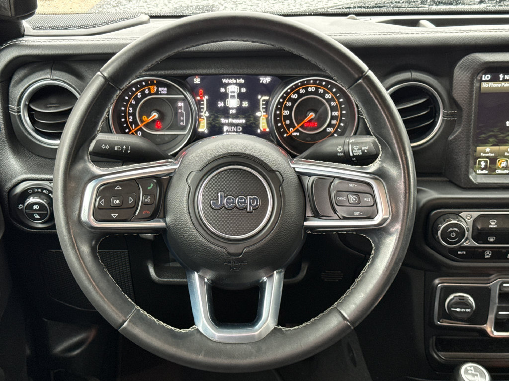 Used 2020 Jeep Gladiator Overland w/ Popular Equipment Package AWD/4WD image 15