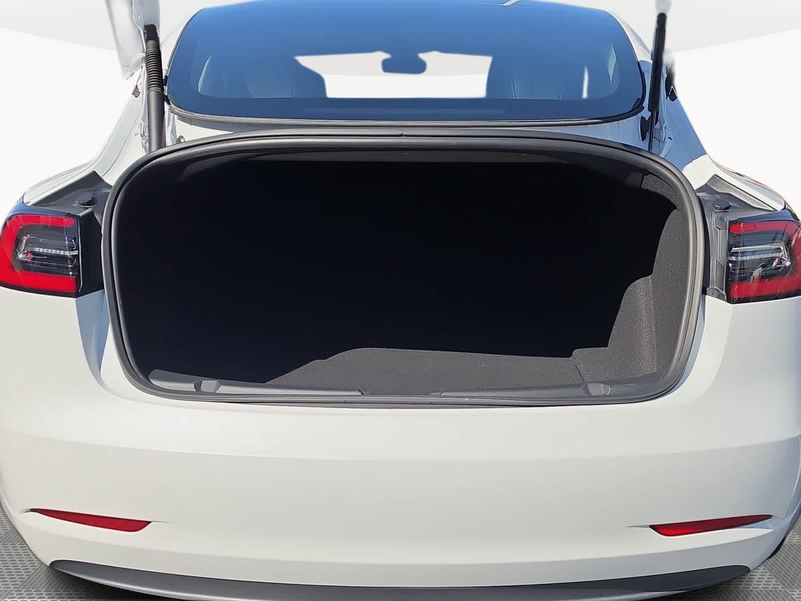 Used 2023 Tesla Model 3 Standard Range RWD image 13