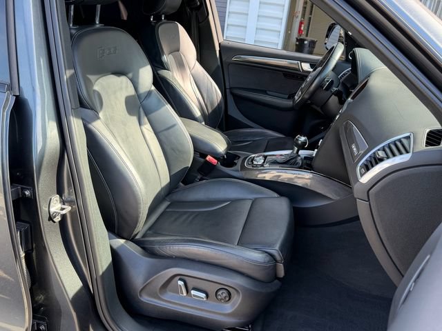 Used 2017 Audi SQ5 Premium Plus w/ Technology Package AWD/4WD image 26