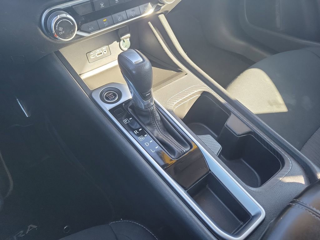 Used 2023 Nissan Sentra SV image 24