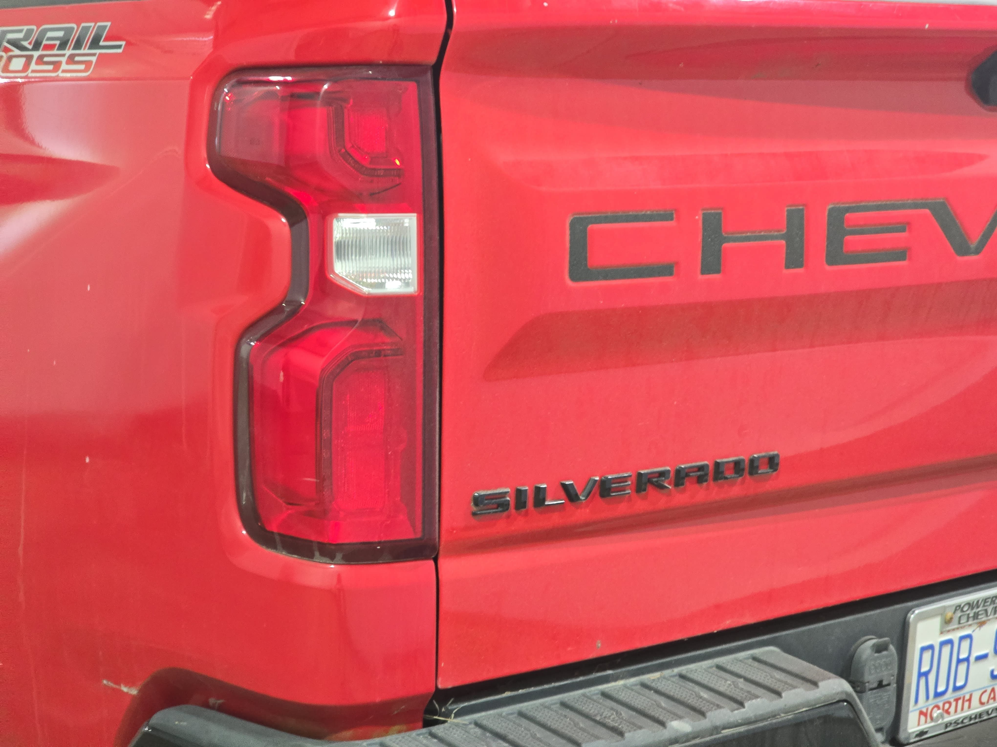 Used 2021 Chevrolet Silverado 1500 LT Trail Boss w/ Convenience Package II AWD/4WD image 29