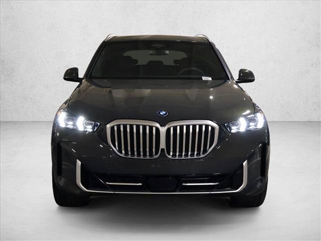 Used 2026 BMW X5 xDrive50e w/ Premium Package AWD/4WD image 5