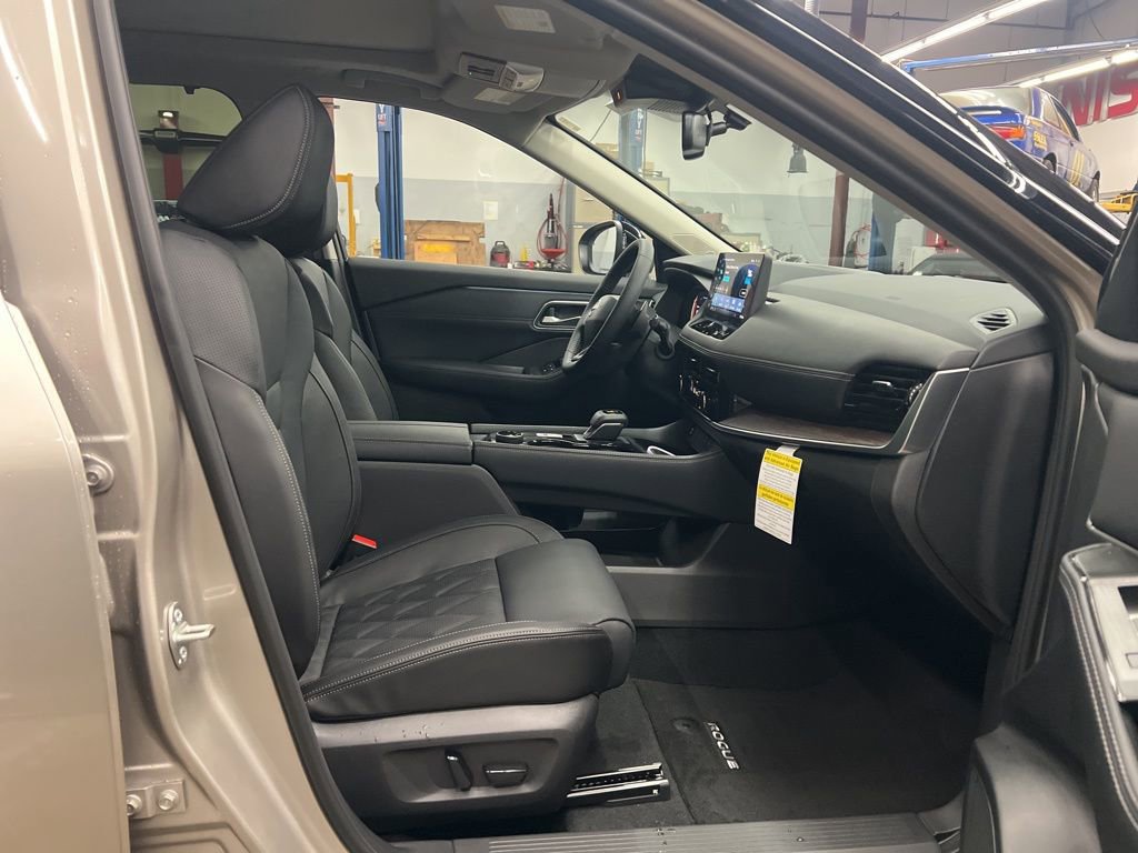 New 2026 Nissan Rogue Platinum w/ Platinum Premium Package image 45