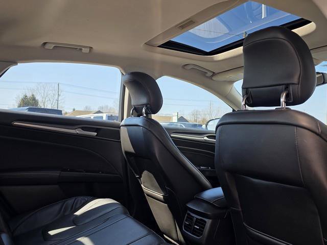 Used 2013 Ford Fusion Titanium FWD image 20