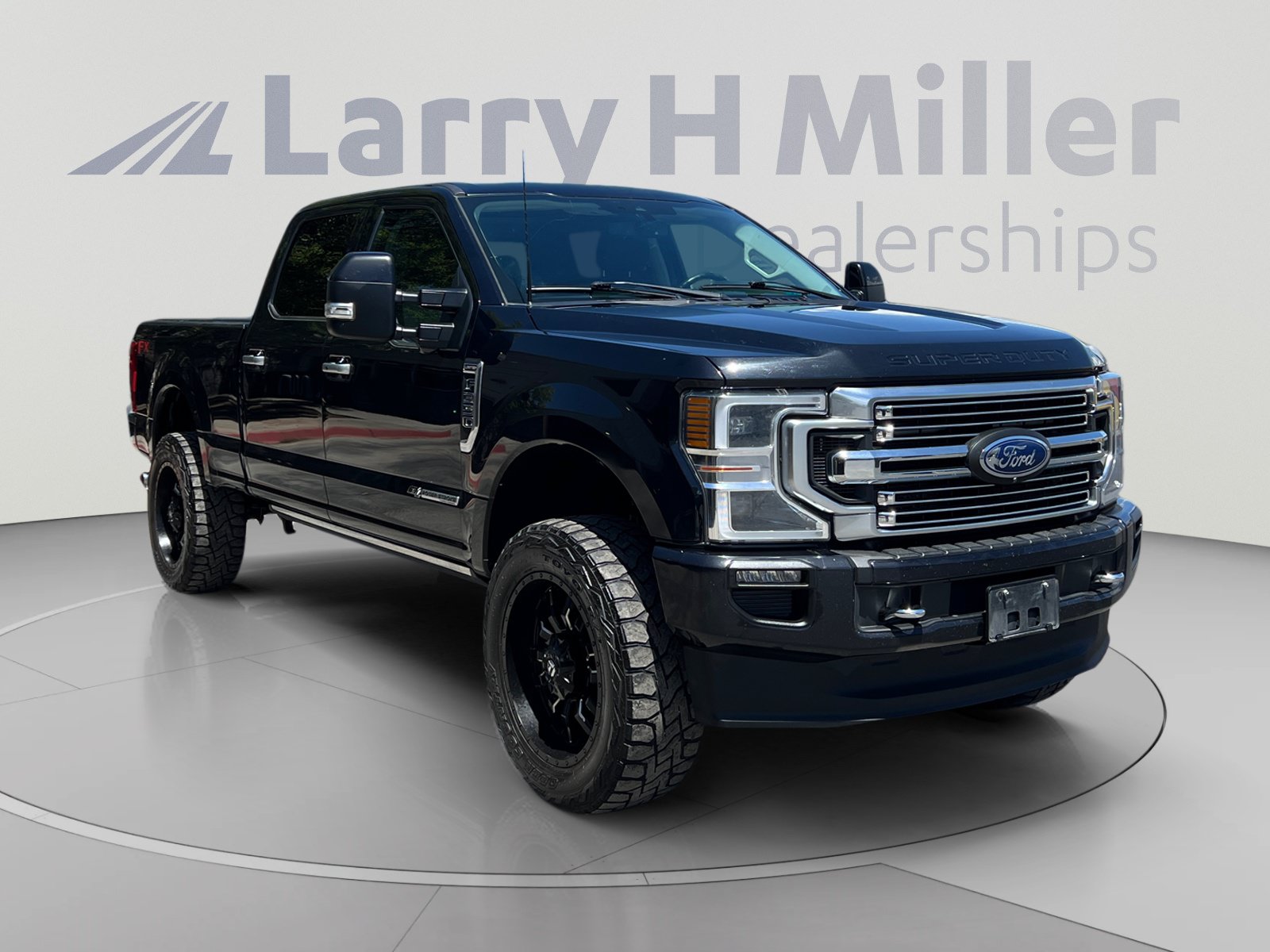Used 2021 Ford F350 Limited w/ FX4 Off-Road Package AWD/4WD image 7