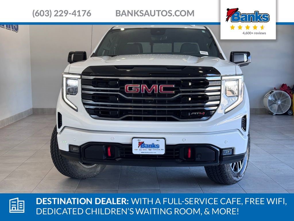 Certified 2025 GMC Sierra 1500 AT4 w/ Technology Package AWD/4WD image 3