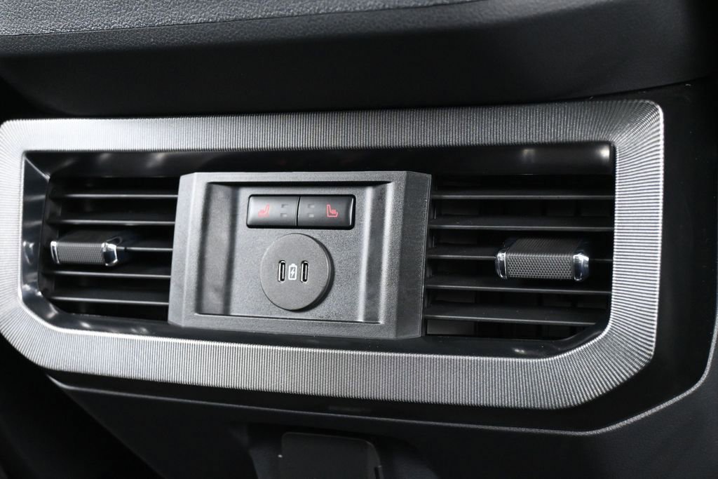 Used 2026 Ford F250 Platinum AWD/4WD image 44
