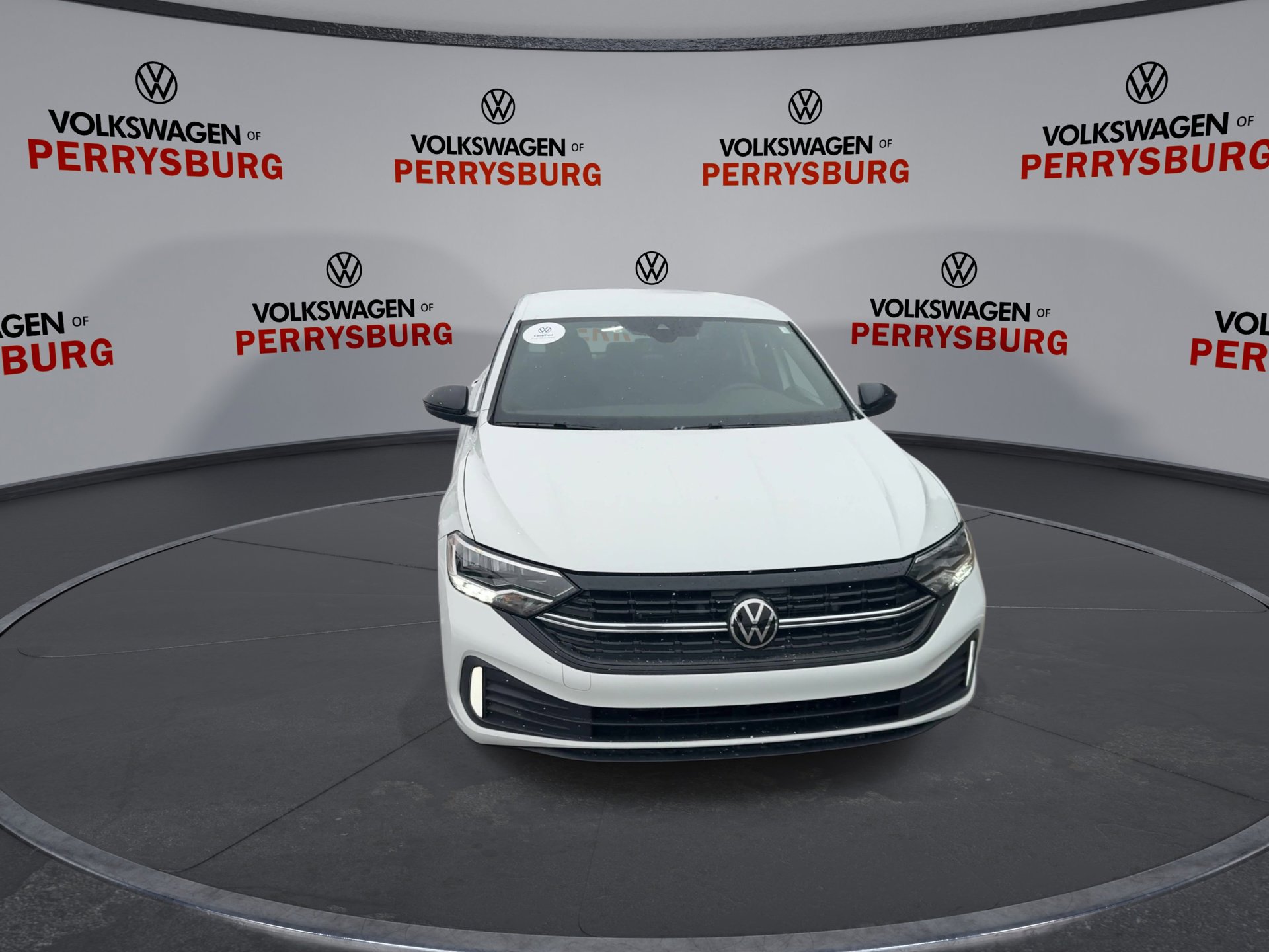 Certified 2023 Volkswagen Jetta Sport image 3