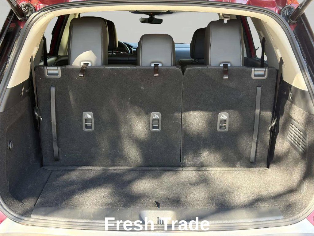 Used 2024 Nissan Pathfinder SL AWD/4WD image 7