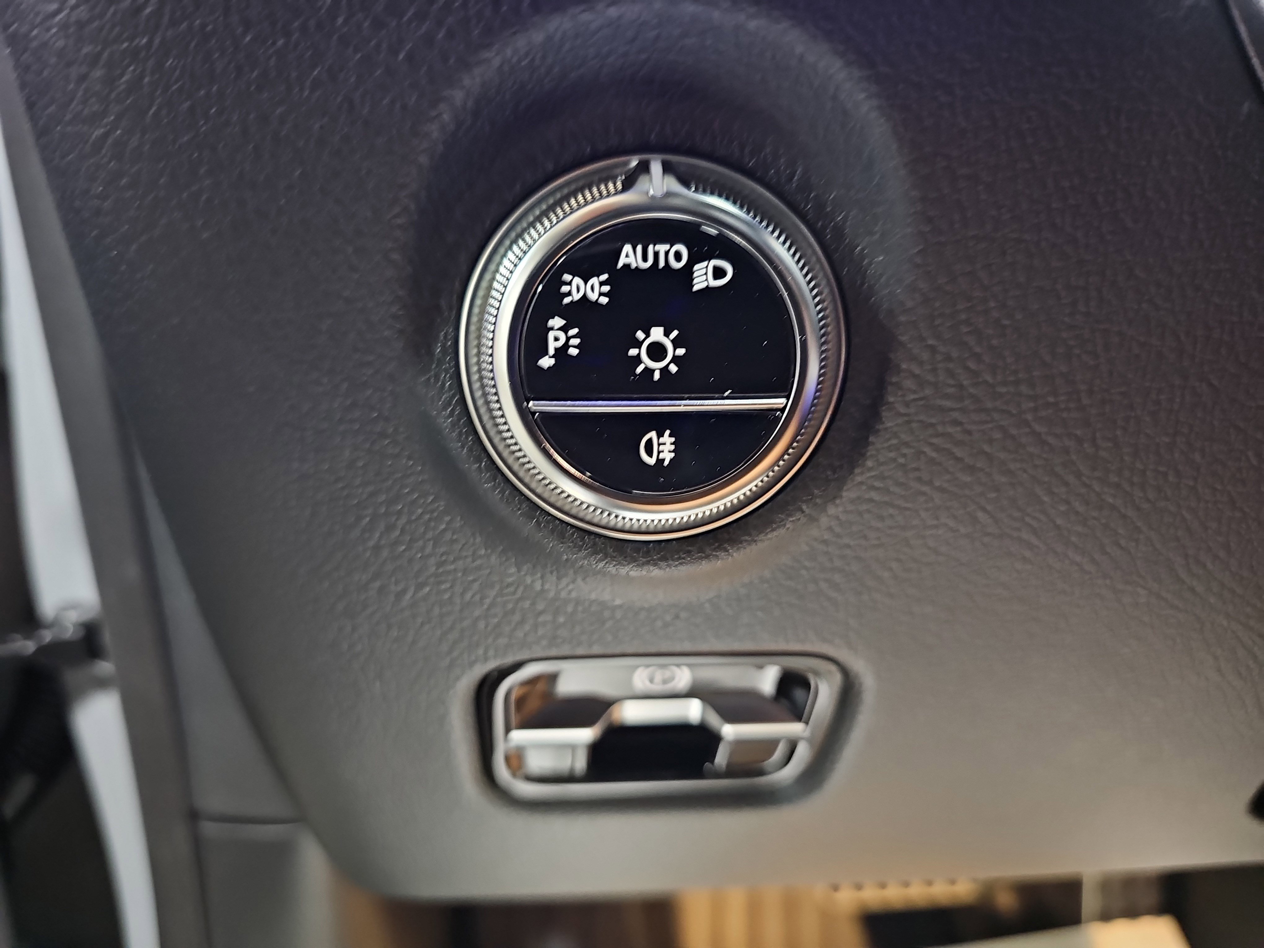 New 2026 Mercedes-Benz CLE 450 4MATIC Cabriolet image 28