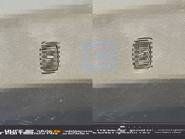 Used 2022 Chevrolet Tahoe Z71 image 40