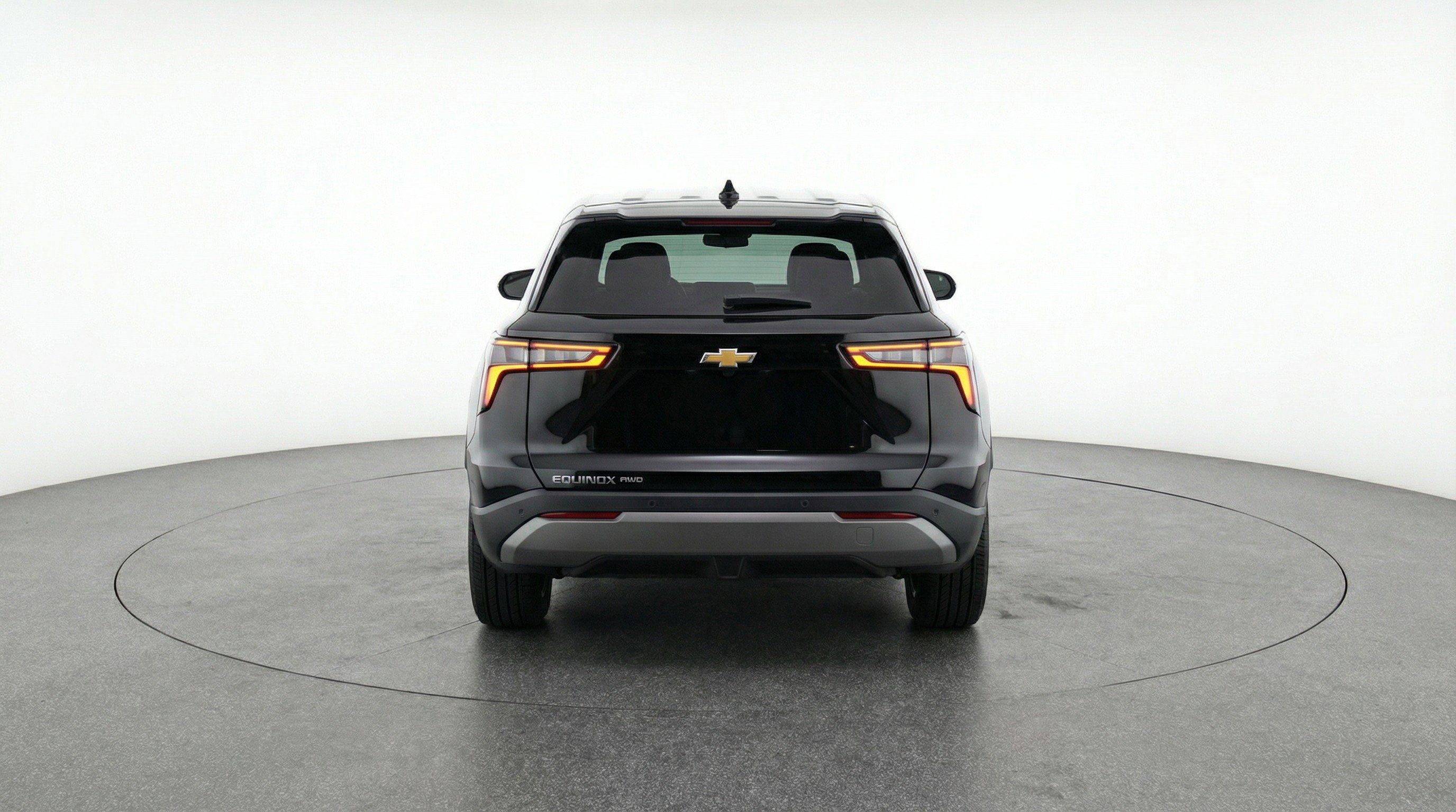 Used 2025 Chevrolet Equinox LT AWD/4WD image 7